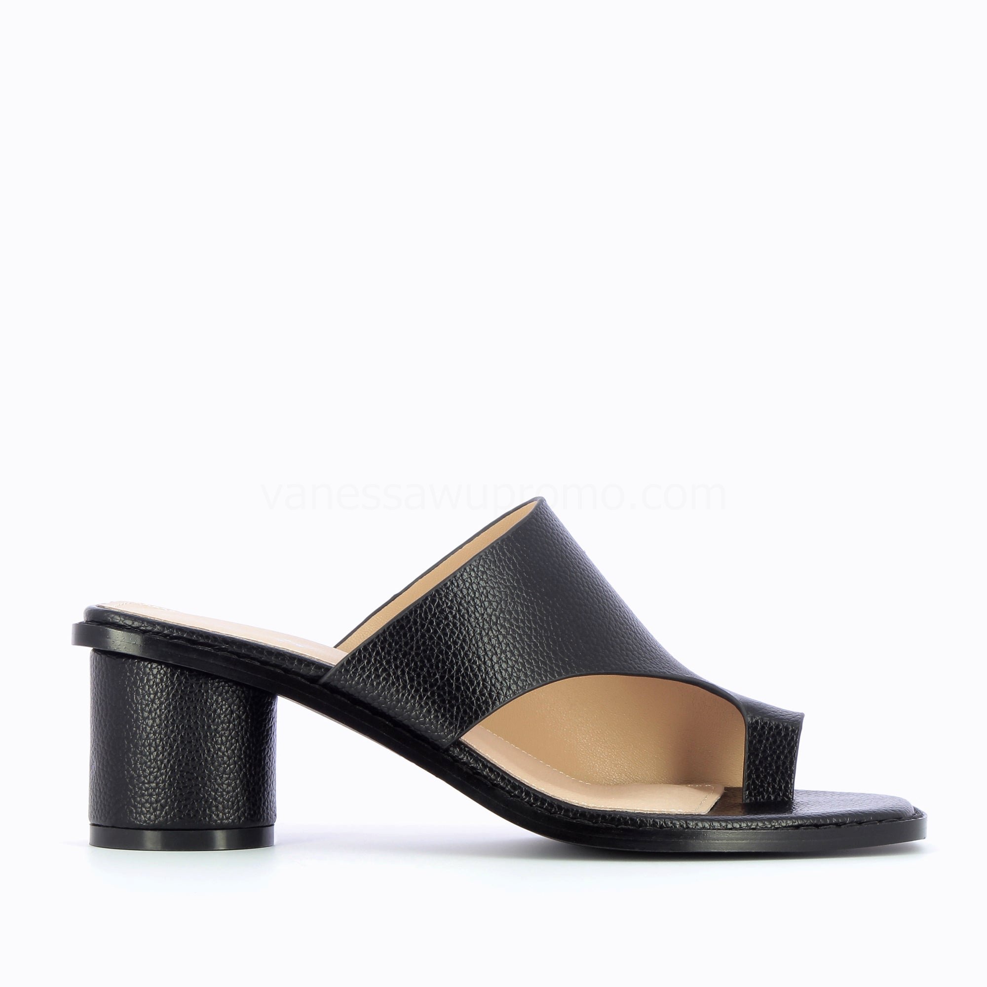 (image for) Mules Cyrielle Noires Passe-Pouce à Talon Rond | Vanessawupromo.Com 565