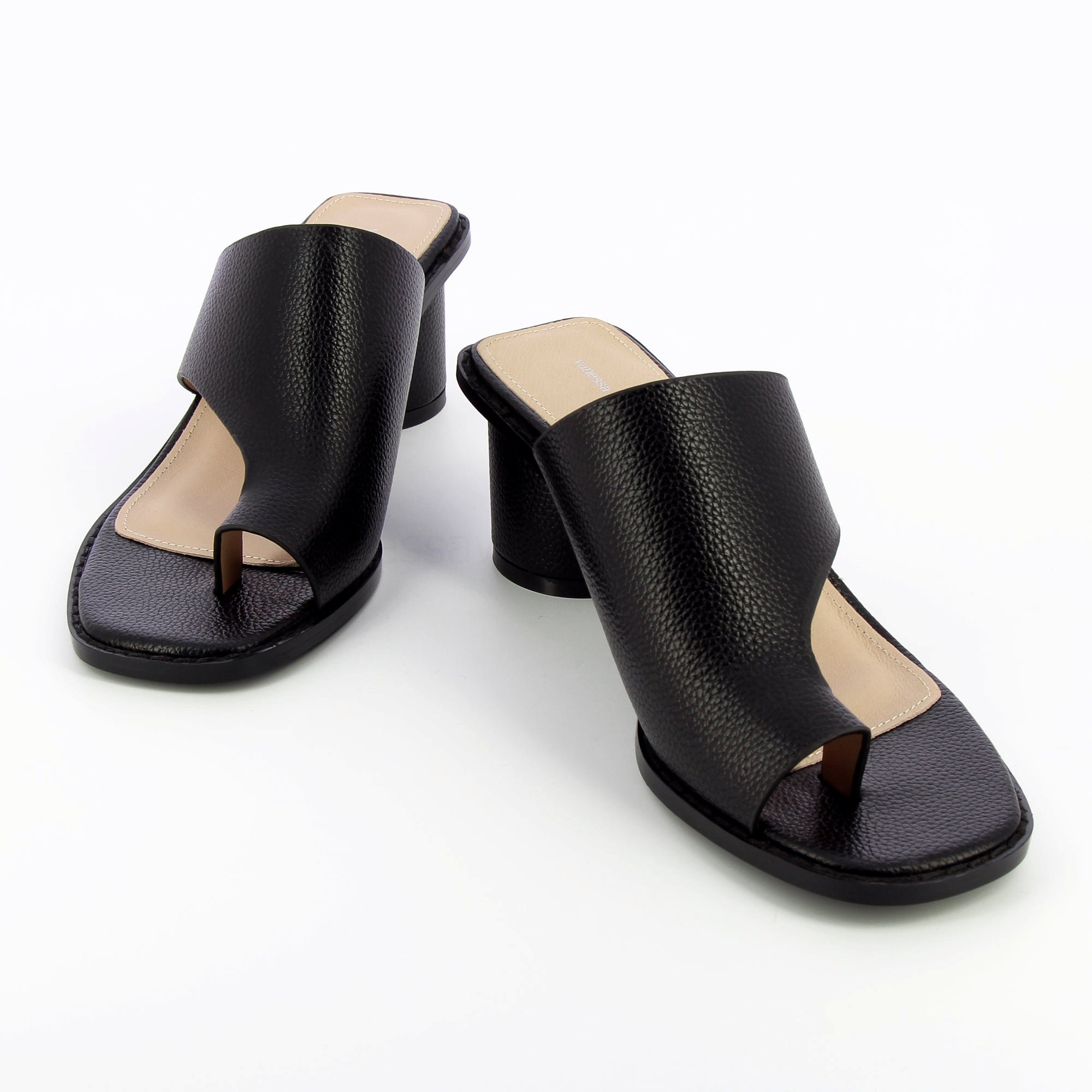 (image for) Mules Cyrielle Noires Passe-Pouce à Talon Rond | Vanessawupromo.Com 565